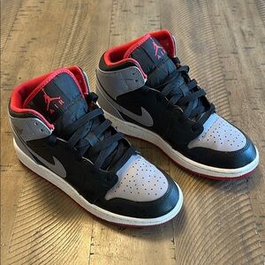 Nike / Jordan Kids Black and Red Sneakers